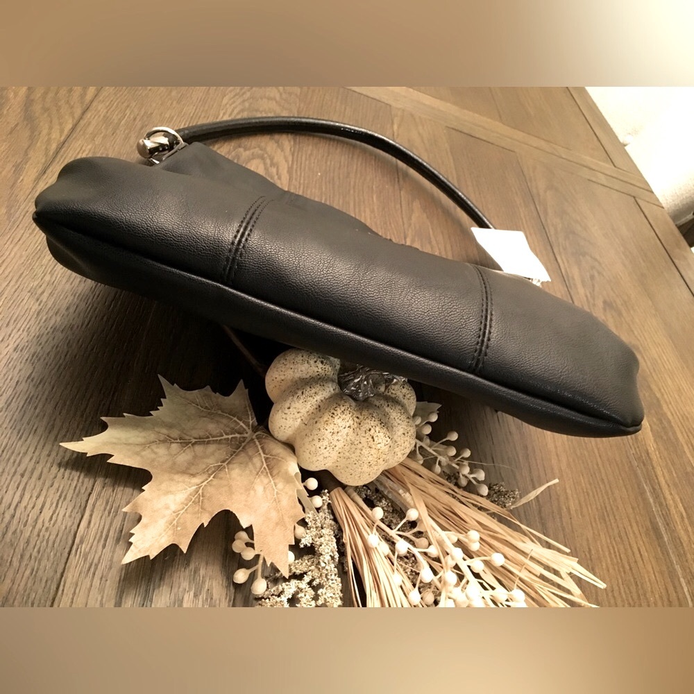 LIZ CLAIBORNE HANDBAG - Picture 12 of 16